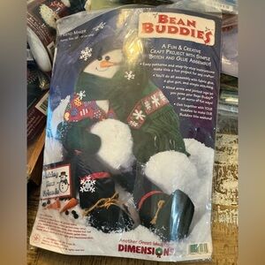 Dimensions Bean Buddies Snowman Craft Kit - Green and White
